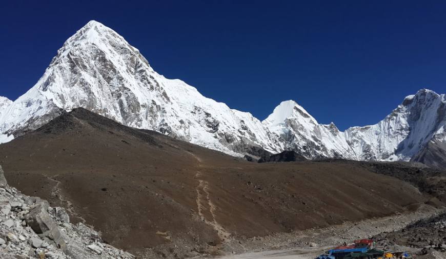 Everest Base Camp Trek with Gokyo Valley (Cho la Pass)